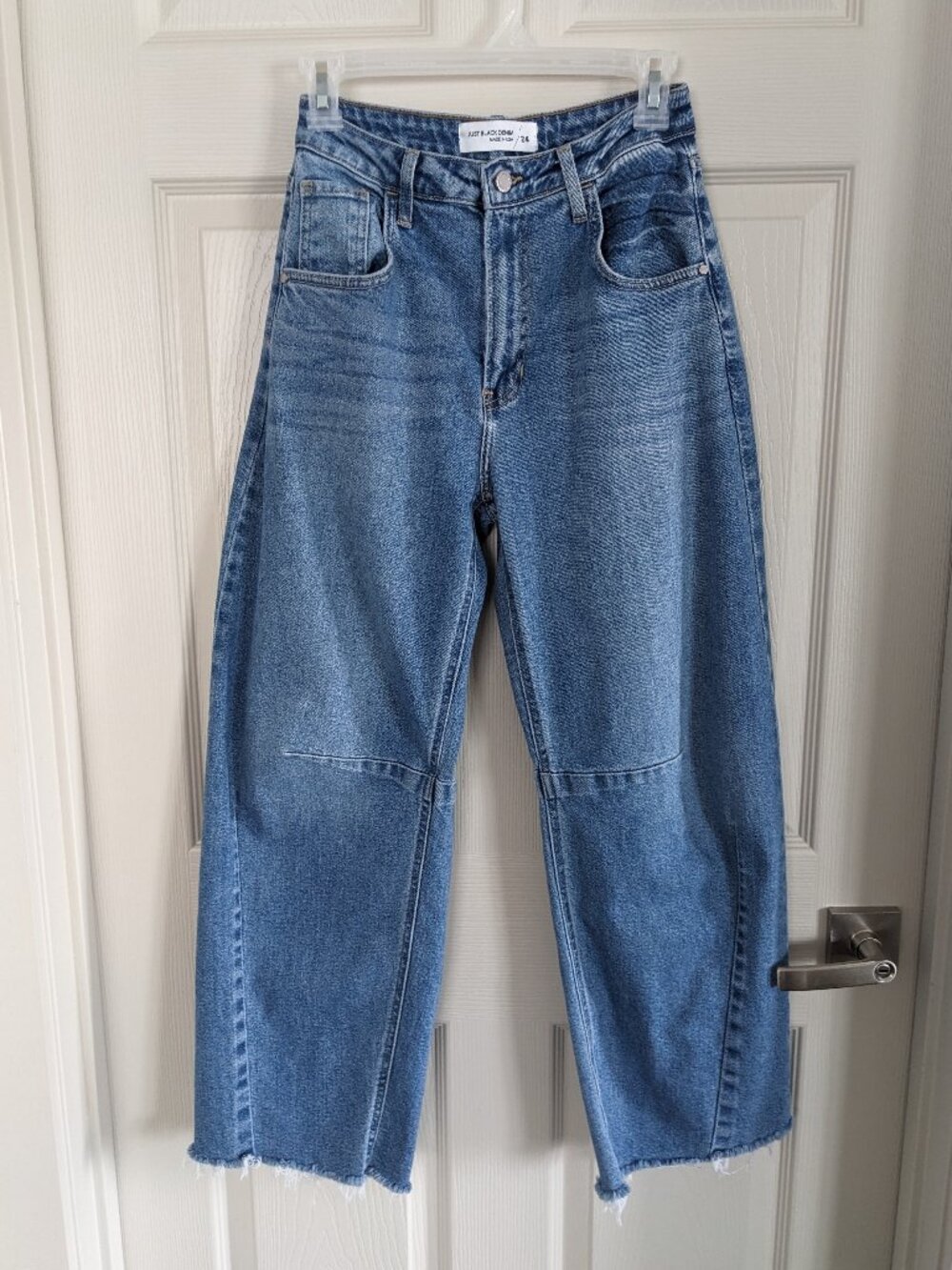 JUST BLACK DENIM Seamed Barrel Jean 24 Medium Denim